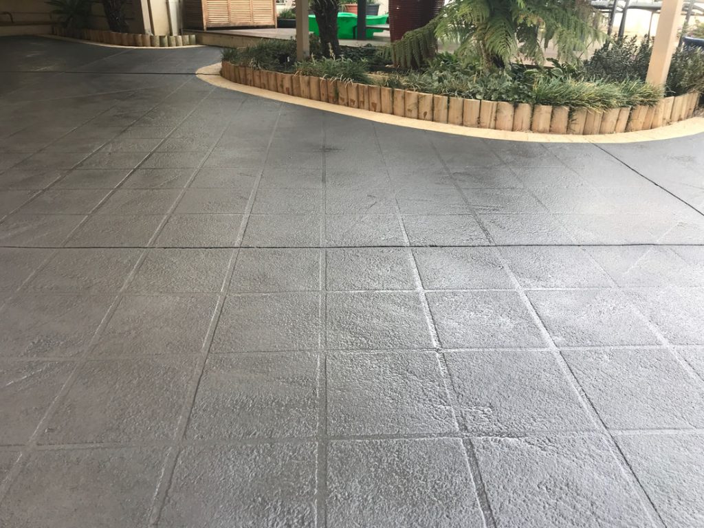 spray paving