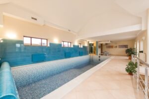 pool area pressure cleaning